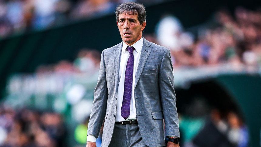 Guillermo Almada como director técnico de Real Oviedo | AFP