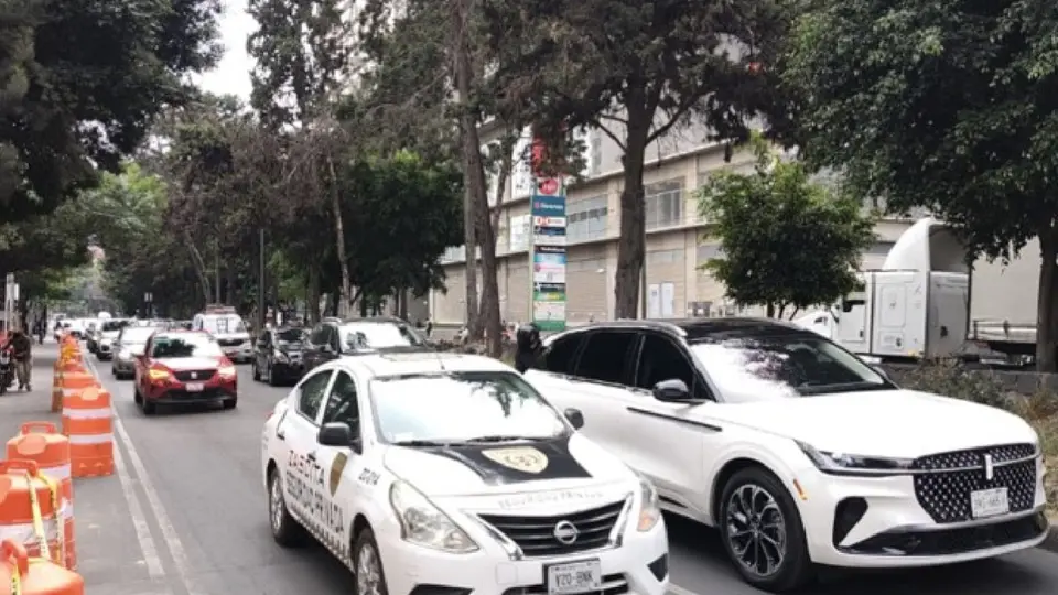 Una multa por circular cuando no te toca te puede costar hasta 3 mil pesos / FB: @orientadorvial