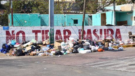 Así funciona “Vecino cochino”, el programa que sanciona a quienes tiran basura