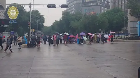 La temporada de lluvias recién comienza y los estragos se sienten en las calles y avenidas / Especial