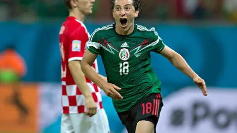 Andrés Guardado festejando el tercer gol ante Croacia | Imago7