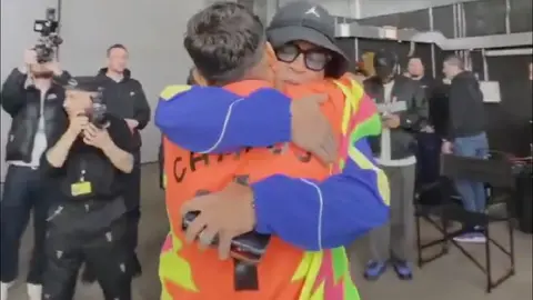 Encuentro de fábula: Ronaldinho y Jorge Campos juntos una vez más