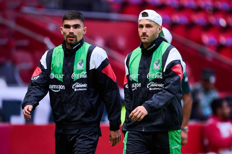 Johan Vásquez y Santiago Giménez previo al amistoso ante Serbia | MEXSPORT