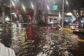 Fuertes lluvias generan caos en el Valle de México; quedan vehículos atrapados