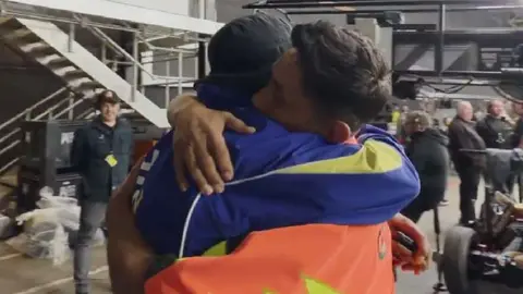 Jorge Campos y Ronaldinho | CAPTURA DE PANTALLA