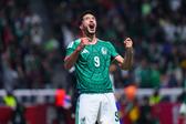 Raúl Jiménez en celebración con la Selección Mexicana ante Serbia | IMAGO 7