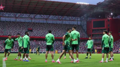 ¡Con un '11' de lujo! Javier Aguirre pone a lo mejor ante Serbia