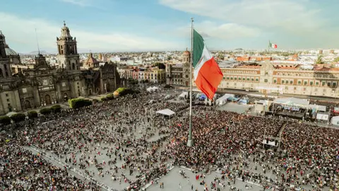 El Zócalo capitalino será una de las principales sedes del FIFA Fan Festival 2026. / iStock