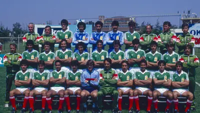 La Selección Mexicana de 1986 regresó al Estadio Azteca previo al juego ante Inglaterra