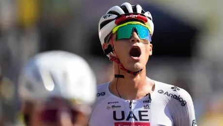 Isaac del Toro finaliza en segundo lugar, con dramático cierre, en la etapa 14 del Tour Francia
