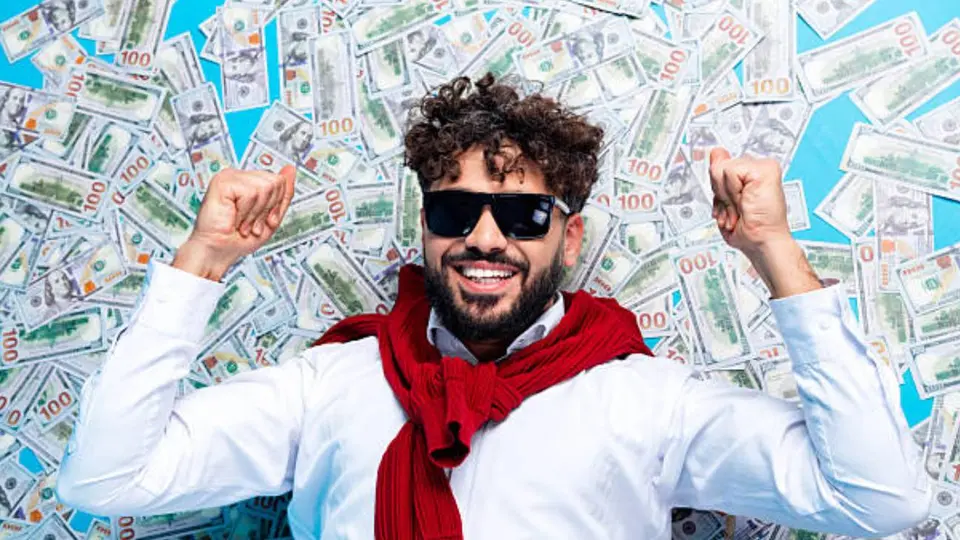 La lista de Forbes refleja el predominio de los empresarios tecnológicos entre las mayores fortunas del planeta durante 2026. / iStock