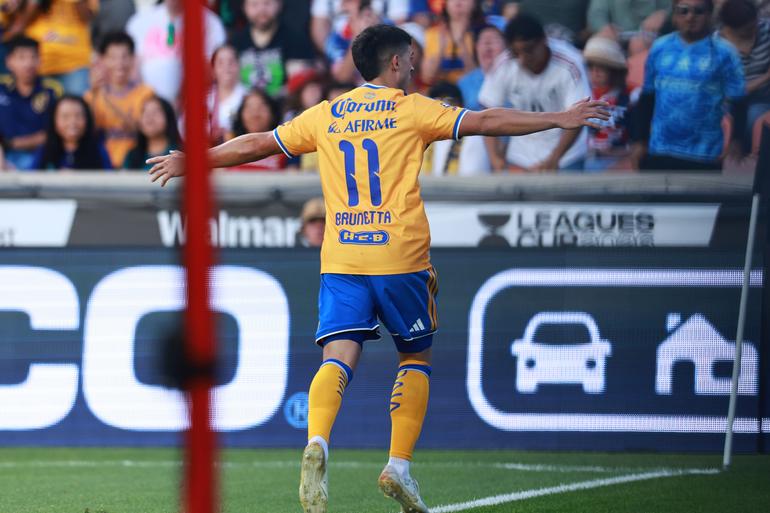 Juan Brunetta celebrando su gol ante Real Salt Lake | MEXSPORT
