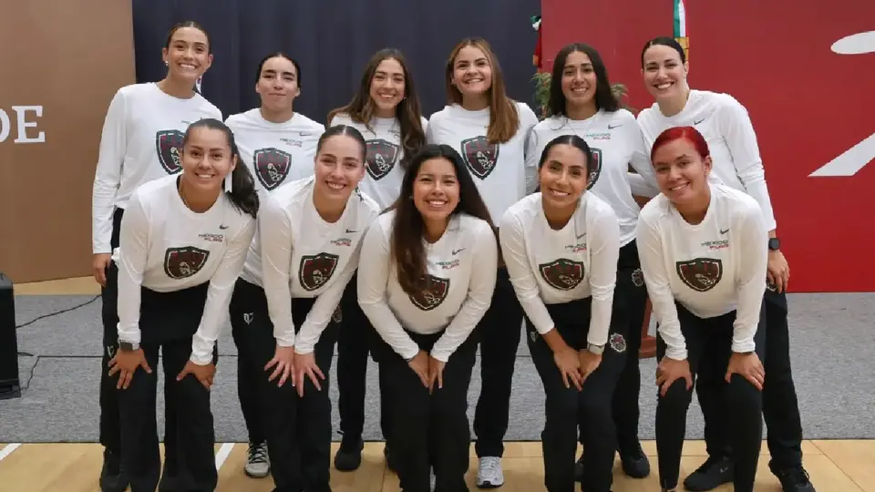 Selección femenil de flag football México l Instagram: @rommel_pacheco