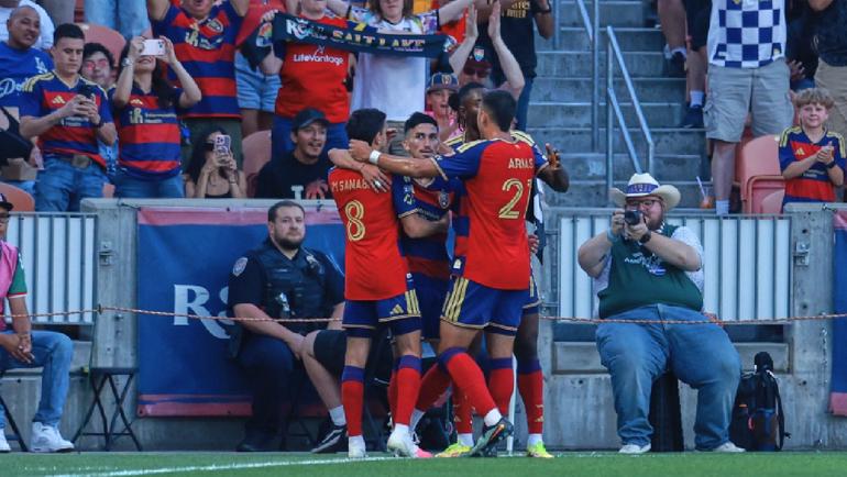 Jugadores de Salt Lake celebrando gol ante Tigres en Leagues Cup | MEXSPORT