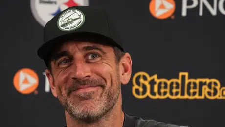 Abogado de Anthony Fauci responde a polémicas declaraciones de Aaron Rodgers