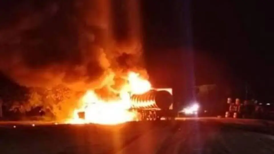 Las investigaciones identificaron dos puntos donde inició el fuego dentro del inmueble / Redes Sociales