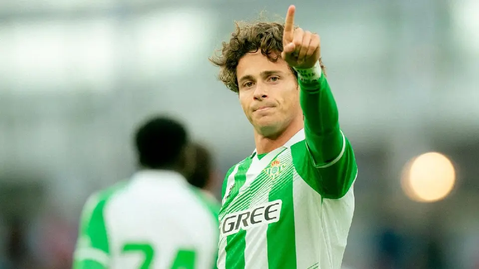 Rodrigo Riquelme 'Roro', jugador del Betis | x:@RealBetis