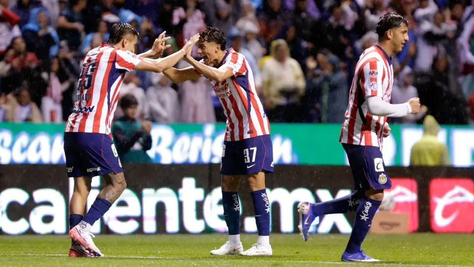 Jugadores de Chivas en el Apertura 2026 de la Liga MX | IMAGO 7