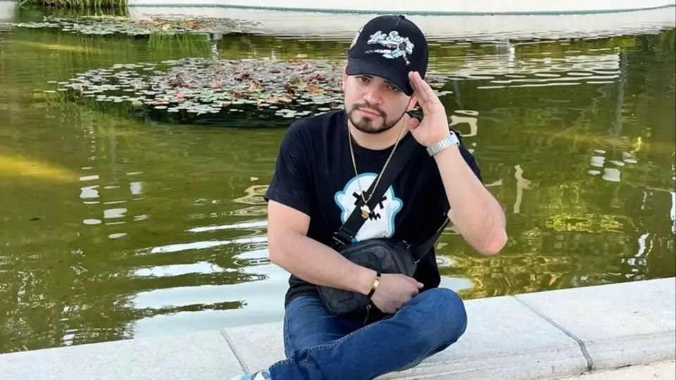 La Fiscalía General del Estado de Sinaloa analiza la transmisión en vivo y las cámaras de videovigilancia para esclarecer el homicidio./ RS