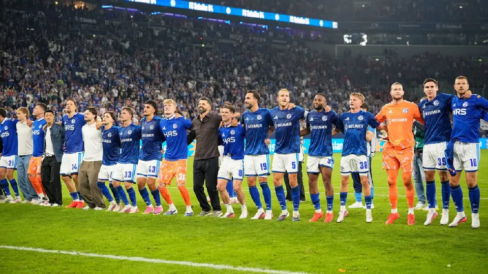 Equipo del Schalke | AP