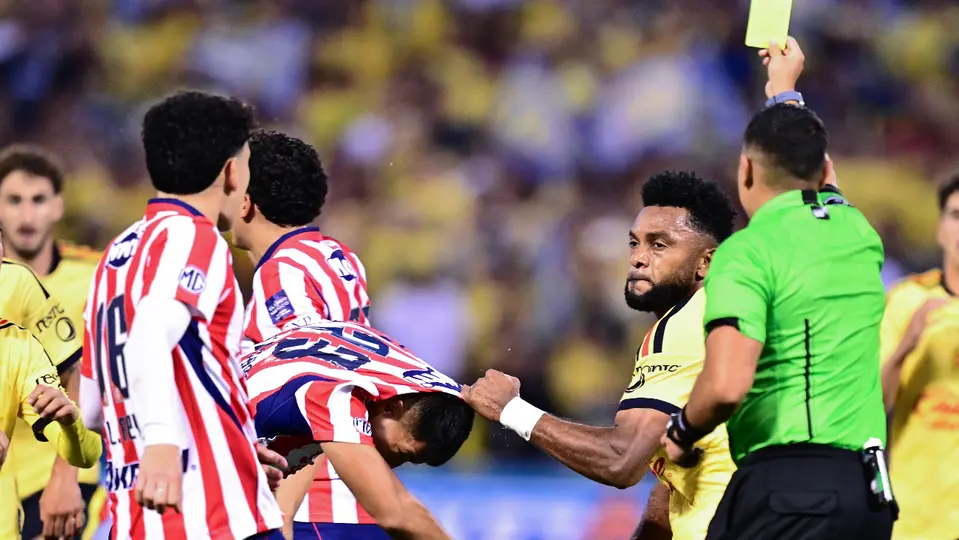 Miguel Borja y su conato de bronca en el Chivas vs América | MEXSPORTS
