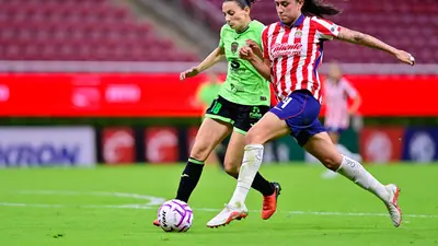 Polémica en la Liga Femenil: Anulan gol a Juárez y Chivas aprovecha falla de Alvarado para vencer a la Bravas