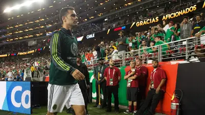 Rafa Márquez se reencuentra con Chile después del 7-0 en Copa América