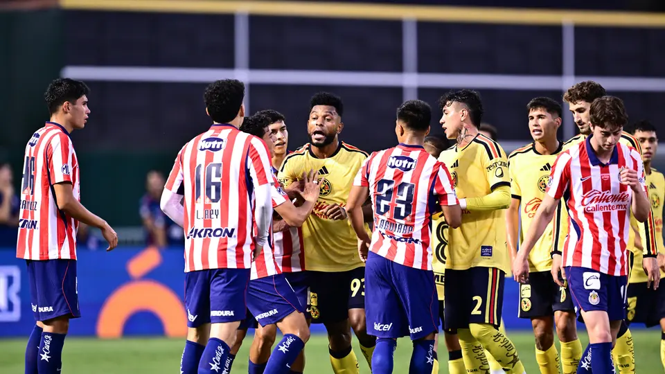 Chivas vs América envuelto en serie de conatos de bronca