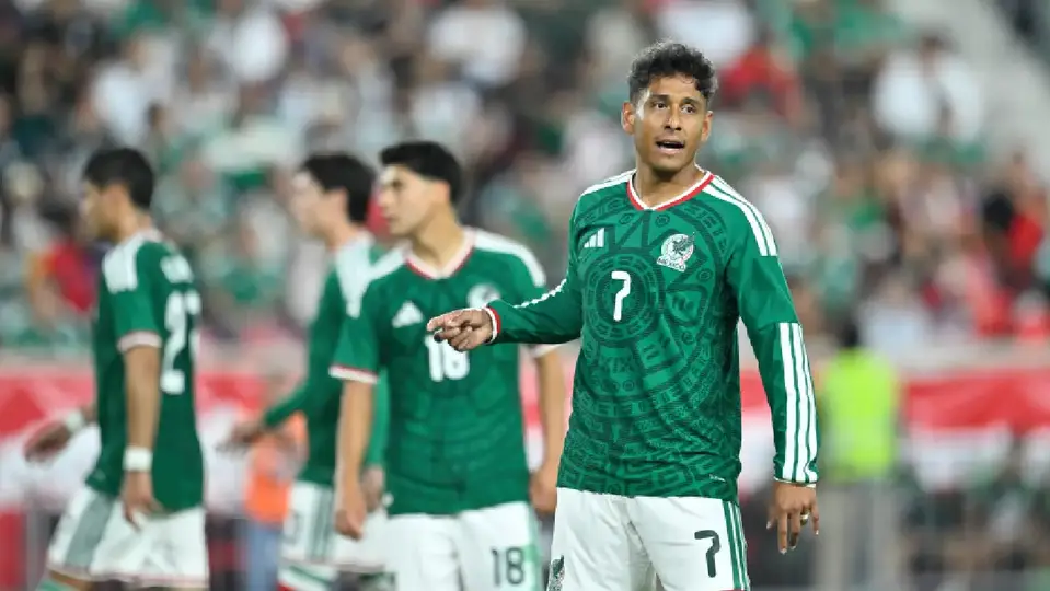 Luis Romo, jugador de la Selección Mexicana, en partido amistoso | IMAGO7