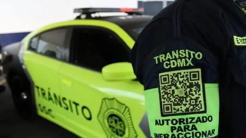 VIDEO: Detienen a dos sujetos tras golpear a policías de Tránsito en CDMX