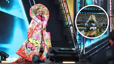 Charlotte Flair, la invitada especial de los Carolina Panthers