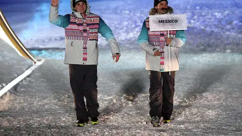 Atletas mexicanos en ceremonia de apertura | AP