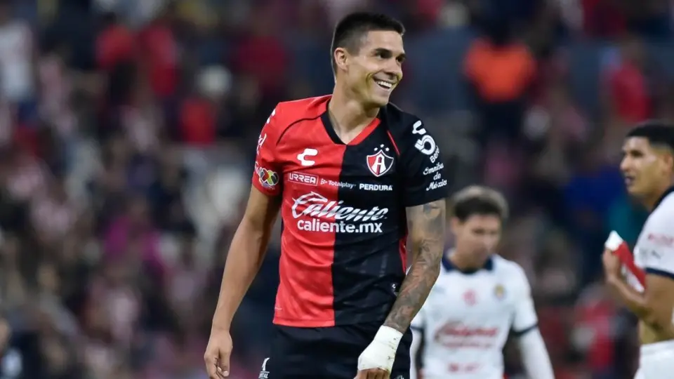Monterrey, junto a Drake y Josh, presentan a Uroš Đurđević como nuevo jugador rayado