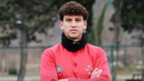 Oficial: Igor Lichnovsky deja América y jugará en Europa