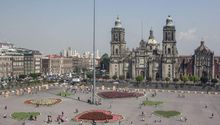 Zócalo CDMX se llenará con más de 10 mil flores: Así será el Jardín del Buen Amor