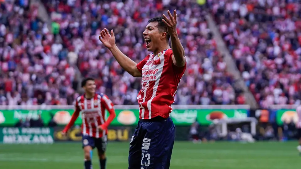 Daniel Aguirre en el Estadio Akron | IMAGO7