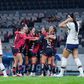 Jugadoras de Atlas celebran en la victoria contra Pumas en el Estadio Jalisco | IMAGO 7