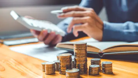 UNAM lanza curso gratis para administrar tu dinero y salir de deudas