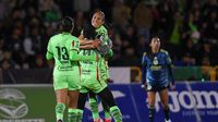 Aisha Solórzano, Dayana Martin y Liliana Mercado en festejo de gol ante América | IMAGO 7