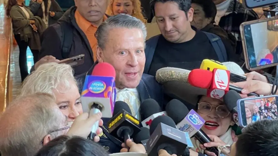 Alfredo Adame salió en defensa de su amiga Maribel Guardia y su esposo Marco Chacón / FB: @alfredoadamemx