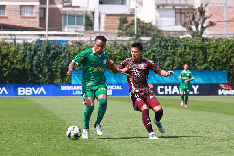Diego Rocío, durante el partido de la jornada 3 del Torneo Internacional de Fuerzas Básicas 2024 | IMAGO7