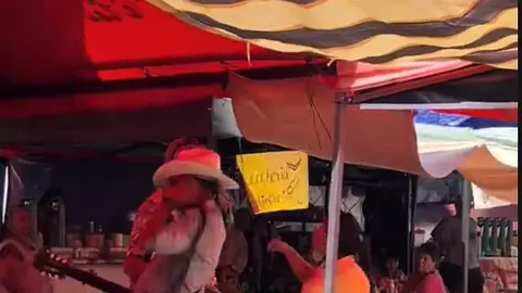 Una mujer salió en defensa del músico. / TikTok: @brragan._