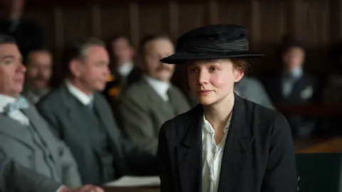 "Suffragette" es una película británica de drama histórico de 2015 dirigida por Sarah Gavron y escrita por Abi Morgan. / IMDb