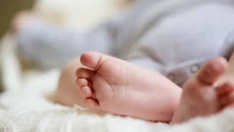 De acuerdo con los primeros reportes de socorristas, el menor habría sufrido un paro cardiorrespiratorio. / iStock