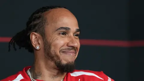 Lewis Hamilton con Ferrari previo al GP de Australia 2026 | AP