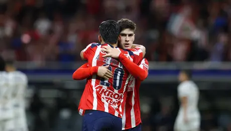 Armando 'Hormiga' González: tremendamente ovacionado por la afición en el Chivas vs Pumas