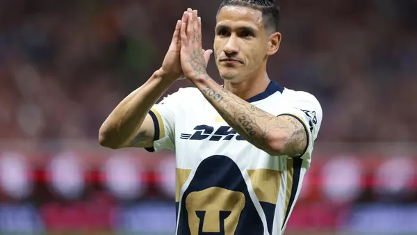 ¡Ley del ex! Uriel Antuna anota su primer gol con Pumas ante Chivas