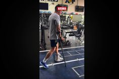 Luis Ángel Malagón ya comenzó a caminar tras su ruptura del tendón de Aquiles