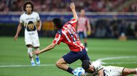 Polémico final: Así fue el penalti que le marcaron a Chivas vs Pumas
