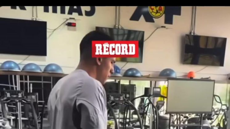 Luis Ángel Malagón ya comenzó a caminar tras su ruptura del tendón de Aquiles